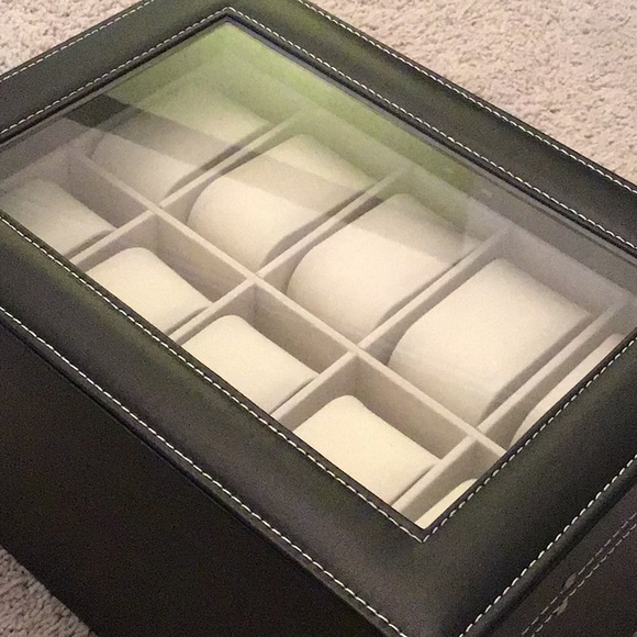 💲💲💲SOLD. Jewelry and Watch Case - Picture 3 of 8